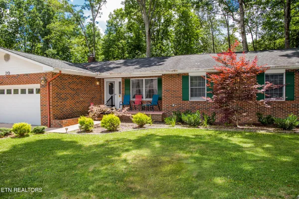 Property Slideshow image 3 of 51 | 20 black oak cir, Crossville, TN, 38558