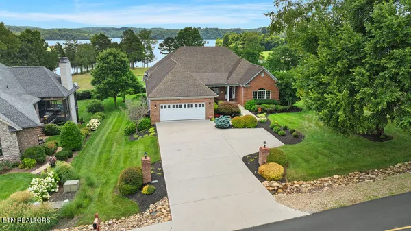 Property Slideshow image 3 of 59 | 108 cayuga dr, Loudon, TN, 37774