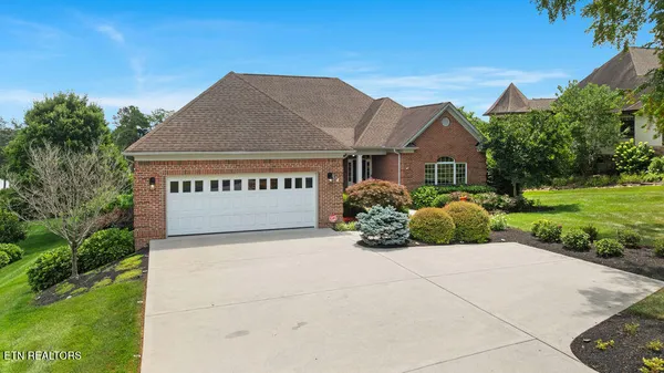 Property Slideshow image 2 of 59 | 108 cayuga dr, Loudon, TN, 37774