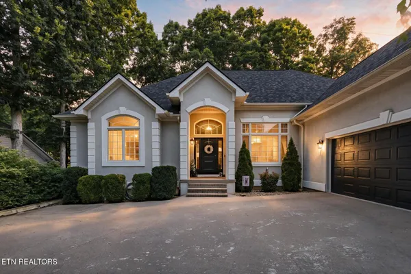 Property Slideshow image 2 of 56 | 108 oligi ln, Loudon, TN, 37774