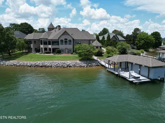 Property Slideshow image 2 of 55 | 410 cayuga dr, Loudon, TN, 37774