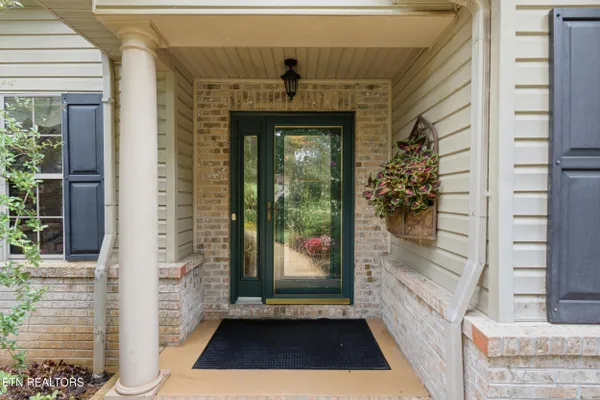 Property Slideshow image 2 of 56 | 114 oostanali way, Loudon, TN, 37774