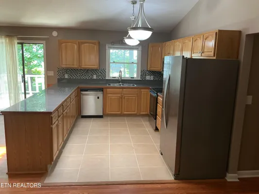 Property Slideshow image 3 of 19 | 111 eagle ln, Crossville, TN, 38558