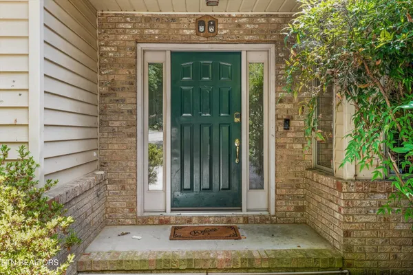 Property Slideshow image 3 of 43 | 158 kawga way, Loudon, TN, 37774