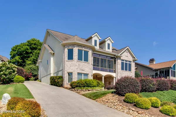 Property Slideshow image 3 of 60 | 124 coyatee cir, Loudon, TN, 37774
