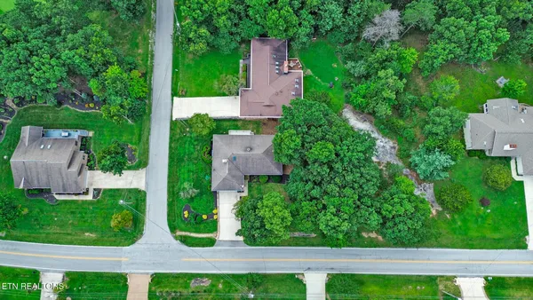 Property Slideshow image 3 of 36 | 467 snead dr, Crossville, TN, 38558