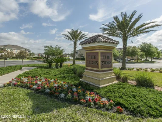 Property Slideshow image 3 of 88 | 11912 surfbird cir 43f, Jacksonville, FL, 32256