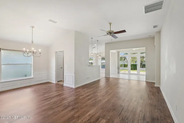 Property Slideshow image 3 of 60 | 11305 water spring cir, Jacksonville, FL, 32256