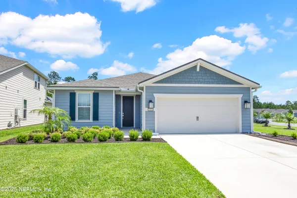 Property Slideshow image 2 of 42 | 10856 town view dr, Jacksonville, FL, 32256