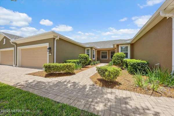 Property Slideshow image 3 of 26 | 11725 surfbird cir 4c, Jacksonville, FL, 32256