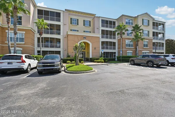 Property Slideshow image 2 of 68 | 9831 del webb pkwy 4308, Jacksonville, FL, 32256