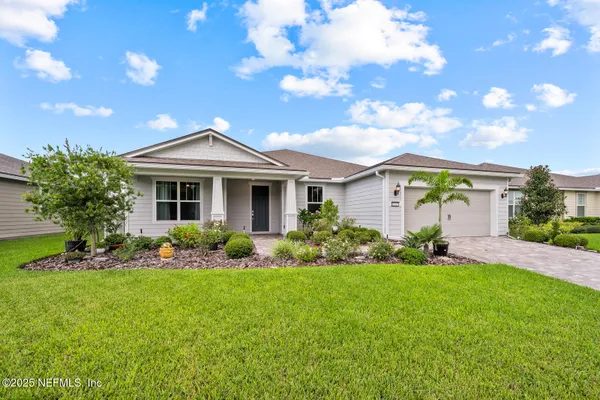 Property Slideshow image 2 of 87 | 10737 town view dr, Jacksonville, FL, 32256
