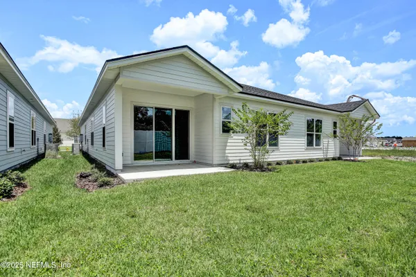 Property Slideshow image 2 of 36 | 4392 sun garden dr, Jacksonville, FL, 32257