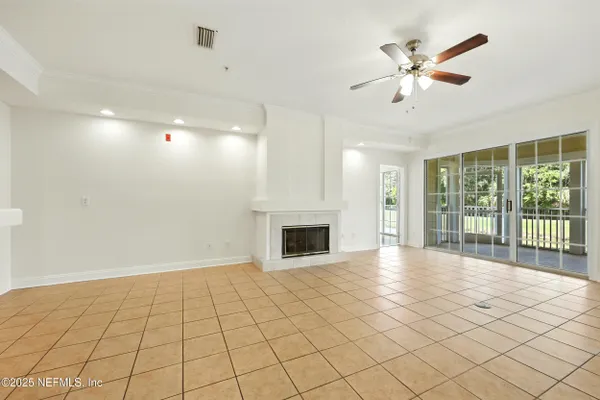 Property Slideshow image 3 of 67 | 355 n shore cir unit 1312, Saint Augustine, FL, 32092