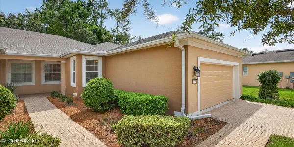 Property Slideshow image 3 of 30 | 11736 surfbird cir 17d, Jacksonville, FL, 32256