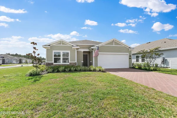 Property Slideshow image 2 of 28 | 75045 pondside ln, Yulee, FL, 32097