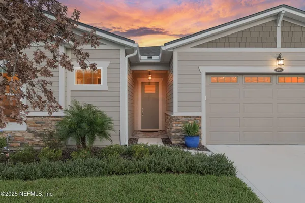 Property Slideshow image 2 of 68 | 253 pinellas way, St Johns, FL, 32259