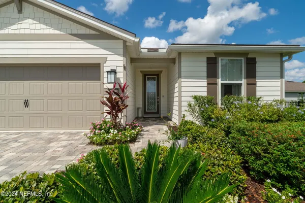 Property Slideshow image 2 of 99 | 10810 kentworth way, Jacksonville, FL, 32256