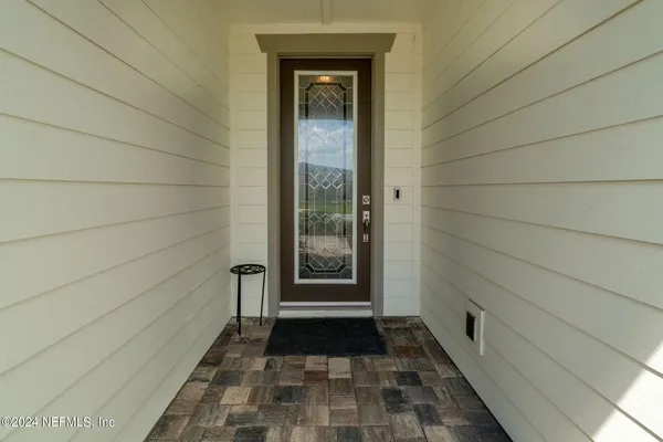 Property Slideshow image 3 of 99 | 10810 kentworth way, Jacksonville, FL, 32256