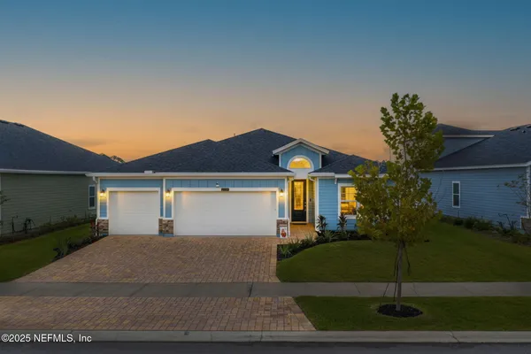 Property Slideshow image 3 of 68 | 2745 firelight ln, Green Cove Springs, FL, 32043