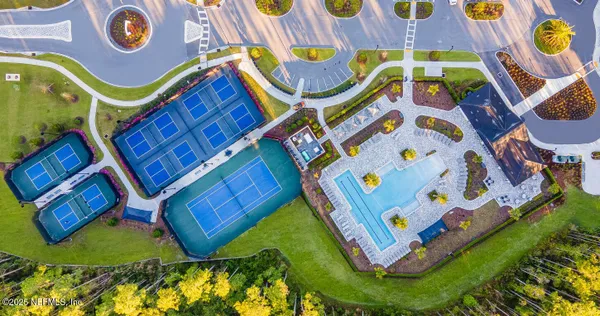 Property Slideshow image 3 of 36 | 138 dogleg run, St Johns, FL, 32259