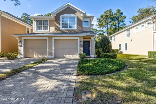 Property Slideshow image 2 of 76 | 8585 little swift cir, Jacksonville, FL, 32256