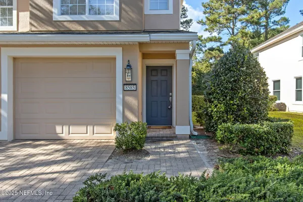 Property Slideshow image 3 of 76 | 8585 little swift cir, Jacksonville, FL, 32256