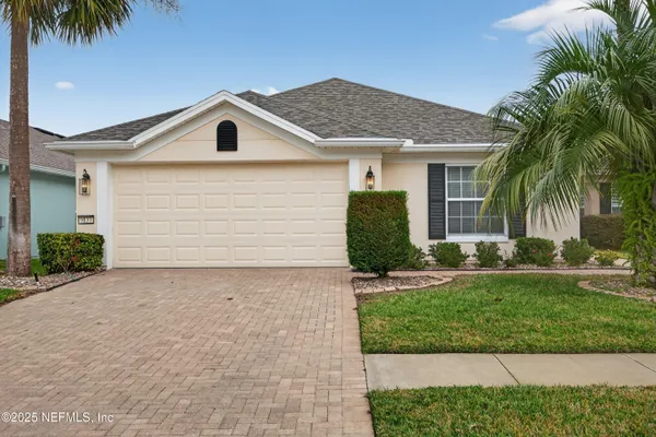 Property Slideshow image 2 of 50 | 9133 sweet tree trl, Jacksonville, FL, 32256