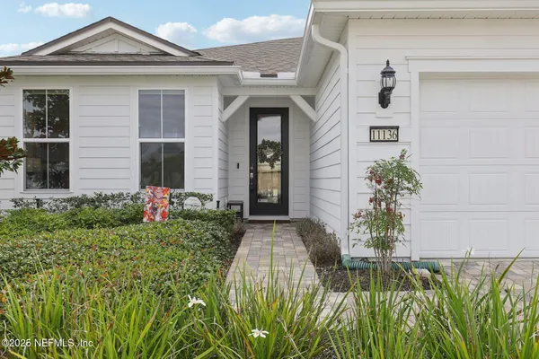 Property Slideshow image 3 of 44 | 11136 town view ct, Jacksonville, FL, 32256