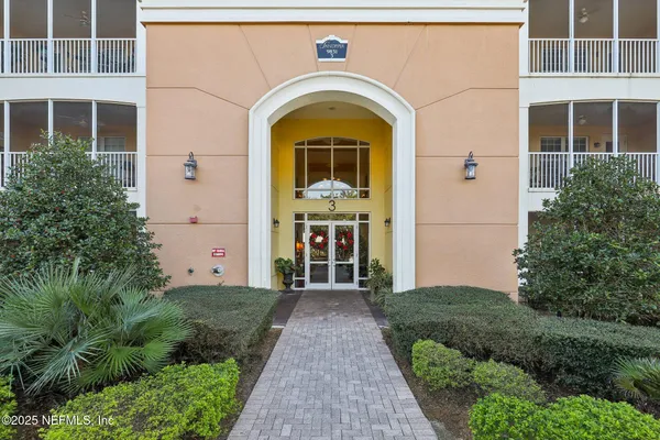 Property Slideshow image 2 of 52 | 9831 del webb pkwy unit 3308, Jacksonville, FL, 32256