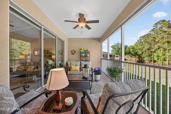 Property Slideshow image 2 of 23 | 11822 surfbird cir 21e, Jacksonville, FL, 32256