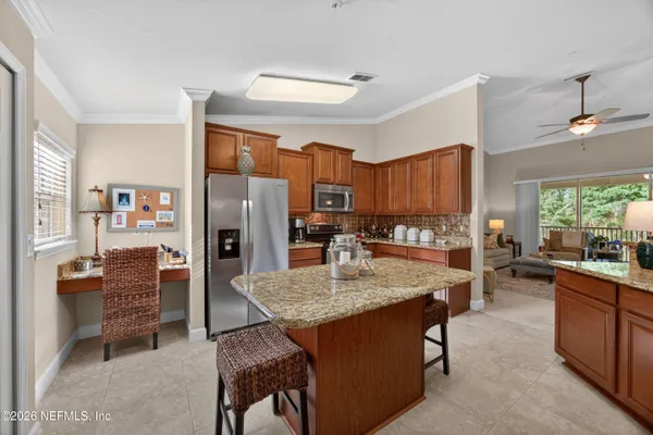 Property Slideshow image 3 of 23 | 11822 surfbird cir 21e, Jacksonville, FL, 32256