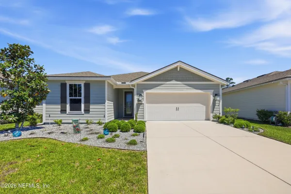 Property Slideshow image 2 of 63 | 10826 town view dr, Jacksonville, FL, 32256