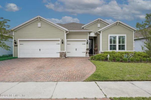 Property Slideshow image 2 of 47 | 75133 pondside ln, Yulee, FL, 32097