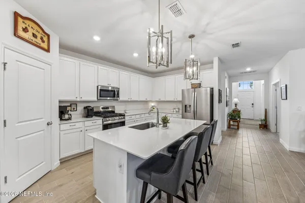 Property Slideshow image 2 of 124 | 75008 pondside ln, Yulee, FL, 32097
