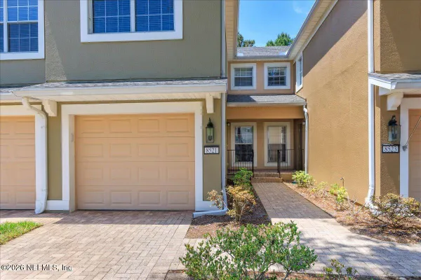 Property Slideshow image 3 of 51 | 8521 little swift cir 34d, Jacksonville, FL, 32256