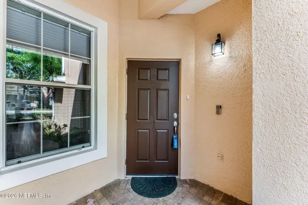 Property Slideshow image 3 of 59 | 11927 surfbird cir 12e, Jacksonville, FL, 32256
