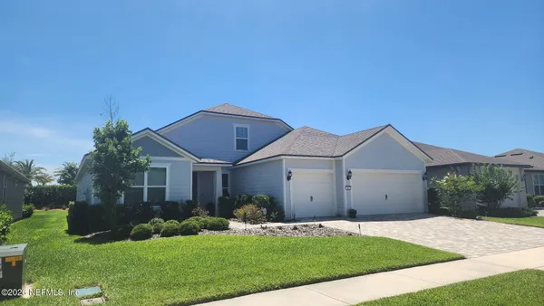 Property Slideshow image 2 of 9 | 10683 town view dr, Jacksonville, FL, 32256