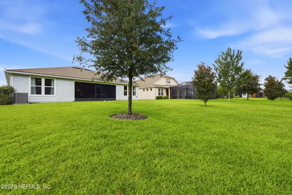 Property Slideshow image 3 of 63 | 10772 town view dr, Jacksonville, FL, 32256