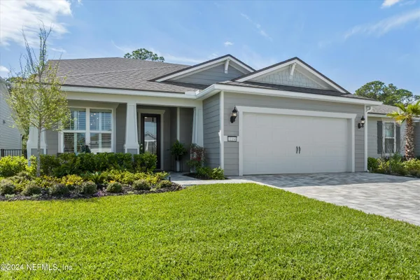Property Slideshow image 2 of 52 | 11166 town view dr, Jacksonville, FL, 32256