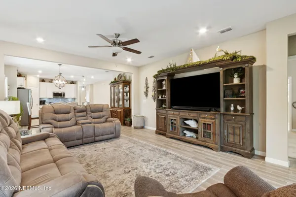 Property Slideshow image 2 of 87 | 75276 pondside ln, Yulee, FL, 32097