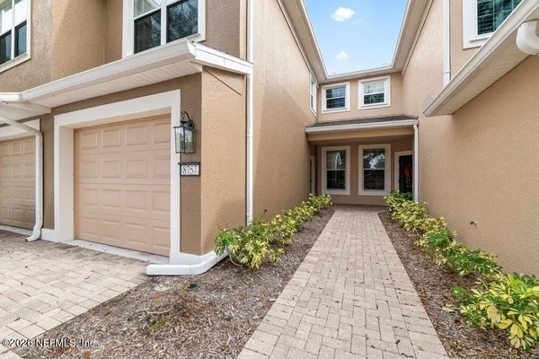 Property Slideshow image 3 of 46 | 8757 little swift cir 22f, Jacksonville, FL, 32256