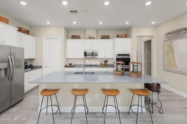 Property Slideshow image 2 of 49 | 213 wheelwright ln, Ponte Vedra, FL, 32081