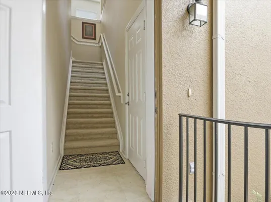 Property Slideshow image 3 of 29 | 8659 little swift cir 27e, Jacksonville, FL, 32256