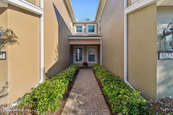 Property Slideshow image 3 of 90 | 8623 little swift cir 29g, Jacksonville, FL, 32256