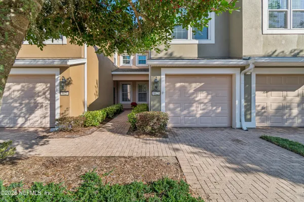 Property Slideshow image 2 of 90 | 8623 little swift cir 29g, Jacksonville, FL, 32256