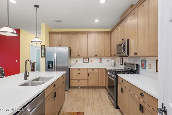 Property Slideshow image 2 of 29 | 408 del webb pkwy, Yulee, FL, 32097