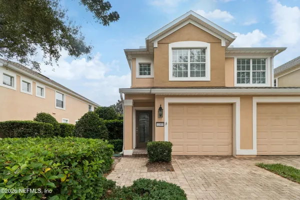 Property Slideshow image 3 of 85 | 11895 surfbird cir # 11a, Jacksonville, FL, 32256