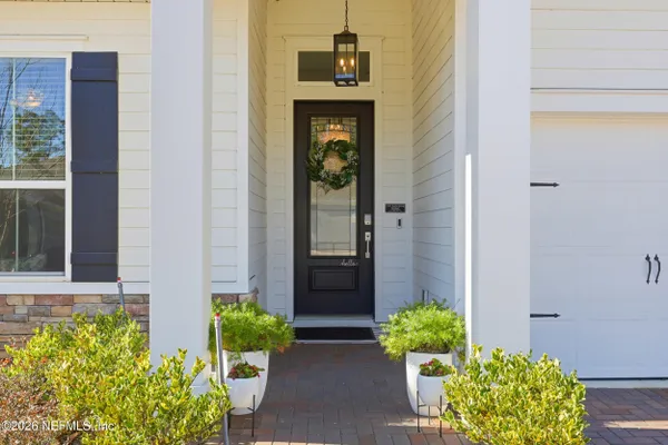 Property Slideshow image 2 of 77 | 75197 pondside ln, Yulee, FL, 32097