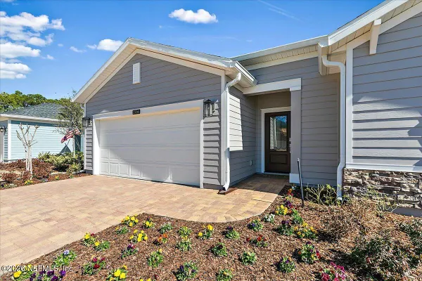 Property Slideshow image 2 of 38 | 2704 berryhill rd, Green Cove Springs, FL, 32043